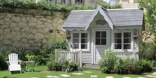 ׯ԰Dora Manor